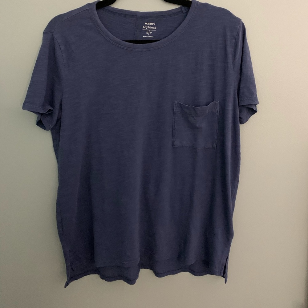 Old Navy Loose Fitting Boyfriend Pocket Tee